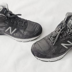 New Balance 990 v4 Mid Grey Suede Shoes Men's Size 13 2E MO990GR4 Hiking Boots USA Made Footwear Shoes Boot trades Welcome! 