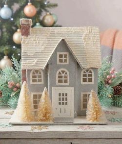 🩵 Beautiful glittered cardboard Christmas/winter/holiday house decor🎄