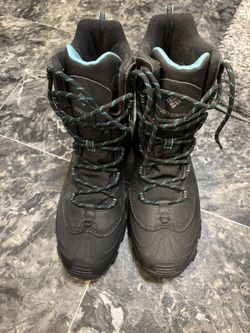 New Columbia Bugaboo Snow Boots