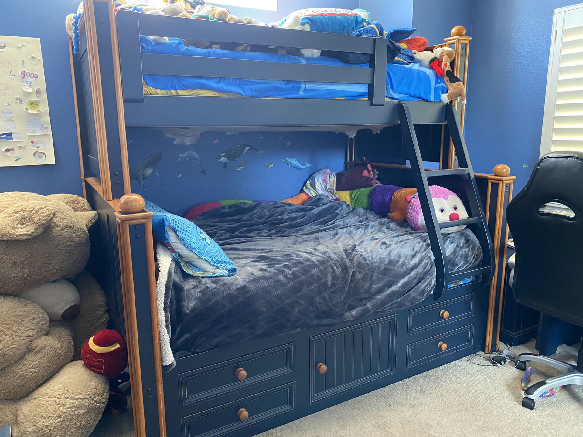 Solid wood kids bunk bed & dresser