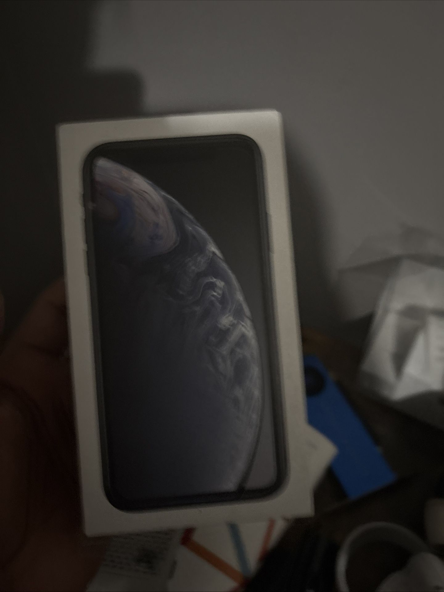 iPhone Xr Box