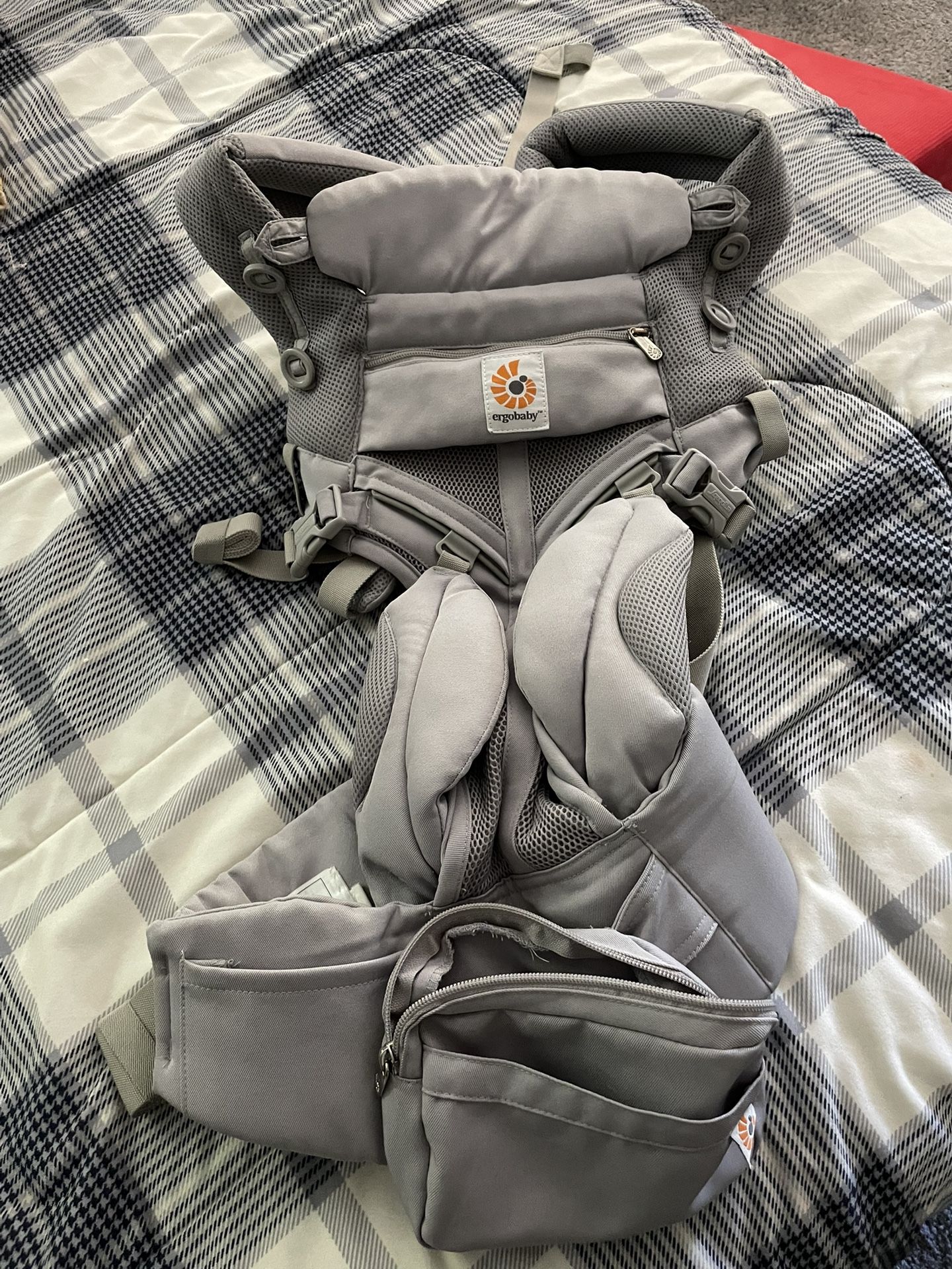 Ergobaby Carrier