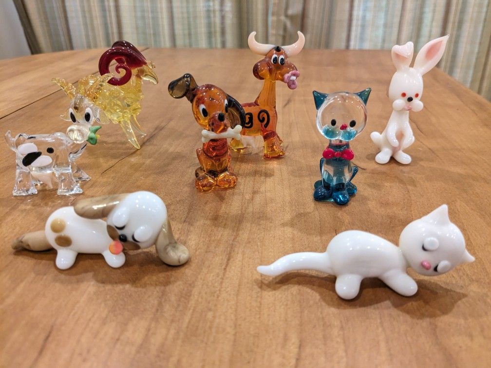A Collection Of Czechoslovakian Glass Figurines Animals Cats Dogs Farm