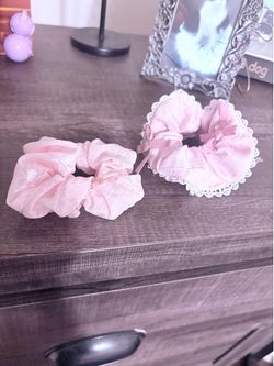 Hair scrunchies