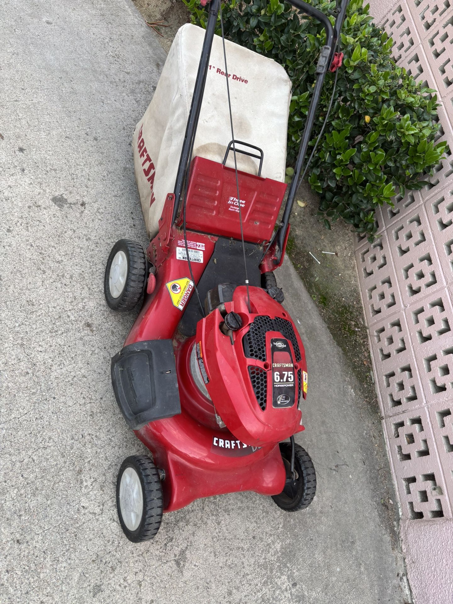 Craftsman Self Propelled Good Working Condition Tested Before Buy It 6.75.hp 190cc. 160$$ Cash