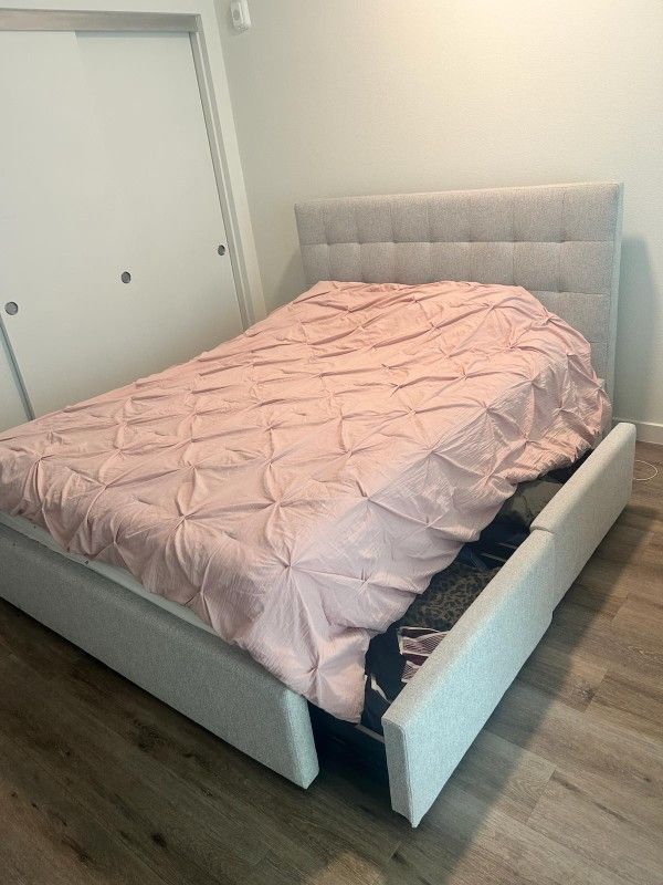West Elm Queen Bed Frame And Mattress