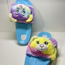 Build A Bear girl slippers size 4/5