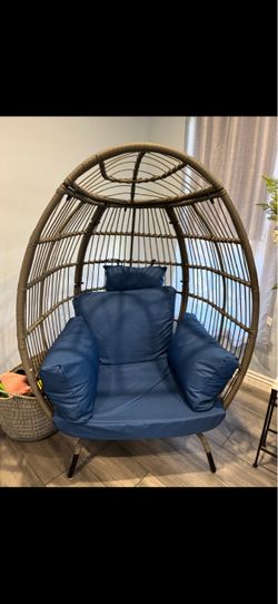 Wicker Egg Chair with Blue Cushions