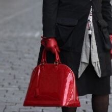 Louis Vuitton Alma VernisGm Pomme D’Amour