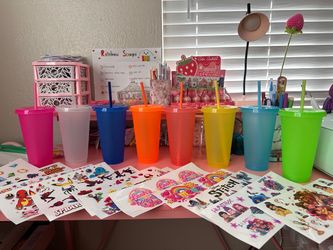 24oz Plastic Tumbler with Straw and Lid