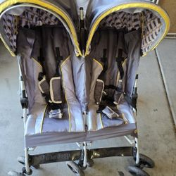 Double Stroller 