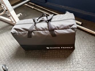Guava Baby Travel Crib / Play Pen