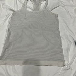Lululemon Top Size 8 $10