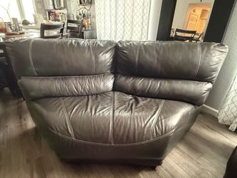 Leather corner wedge