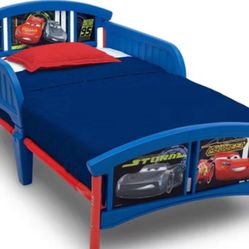 Disney Cama Para Niño Pequeño Toddler No Trae Colchón solo Es La Cama Nueva En Caja 