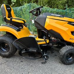 Cub Cadet 42” Ride On Mower 