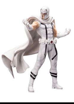 Magneto ArtFX+ 1:10 Scale Statue: