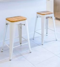 Set of 2 White Metal Bar Stools with Wood Seats