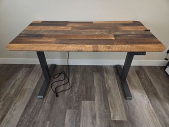 Vari Electric Standing Desk - Reclaimed Wood Style