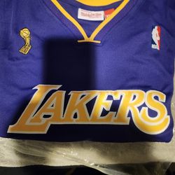 Kobe Bean Bryant Los Angeles Lakers Classic Basketball Championship Jersey/XXXL 