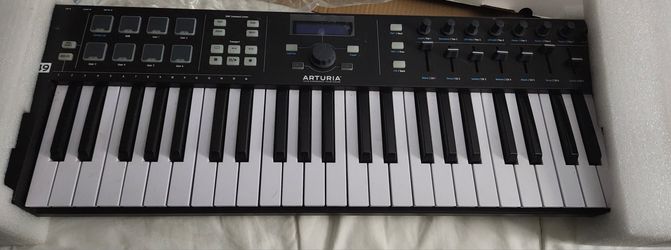 Arturia KeyLab Essential 49 (Black)