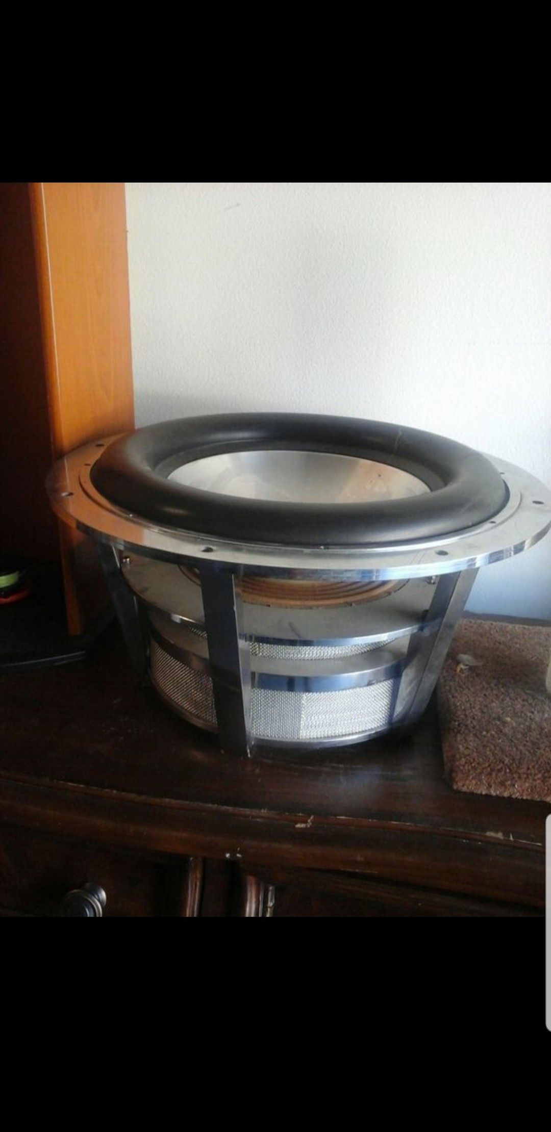 Audiobahn awt18x for Sale in Los Angeles, CA OfferUp