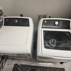 GE Washer & Gas Dryer Set – only 2 years old