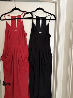 2 Vestidos Size M Los 2 Poe $20