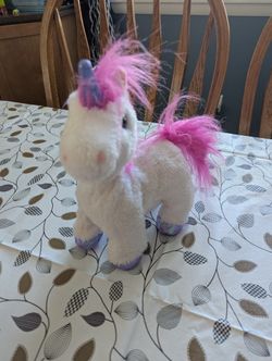 Furreal Friends Walkin' Unicorn 