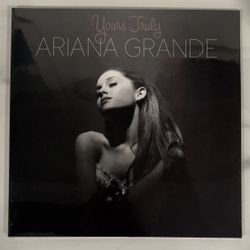 Ariana Grande - Yours Truly Vinyl - (Black)