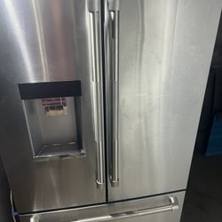 Good Conditions Refrigerator 