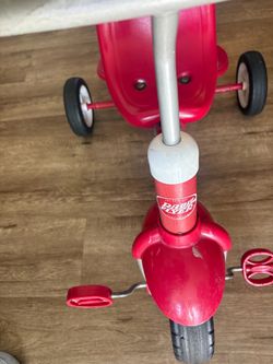 Radio Flyer Red Kids Tricycle