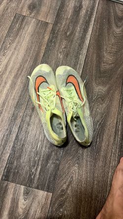 nike spikes