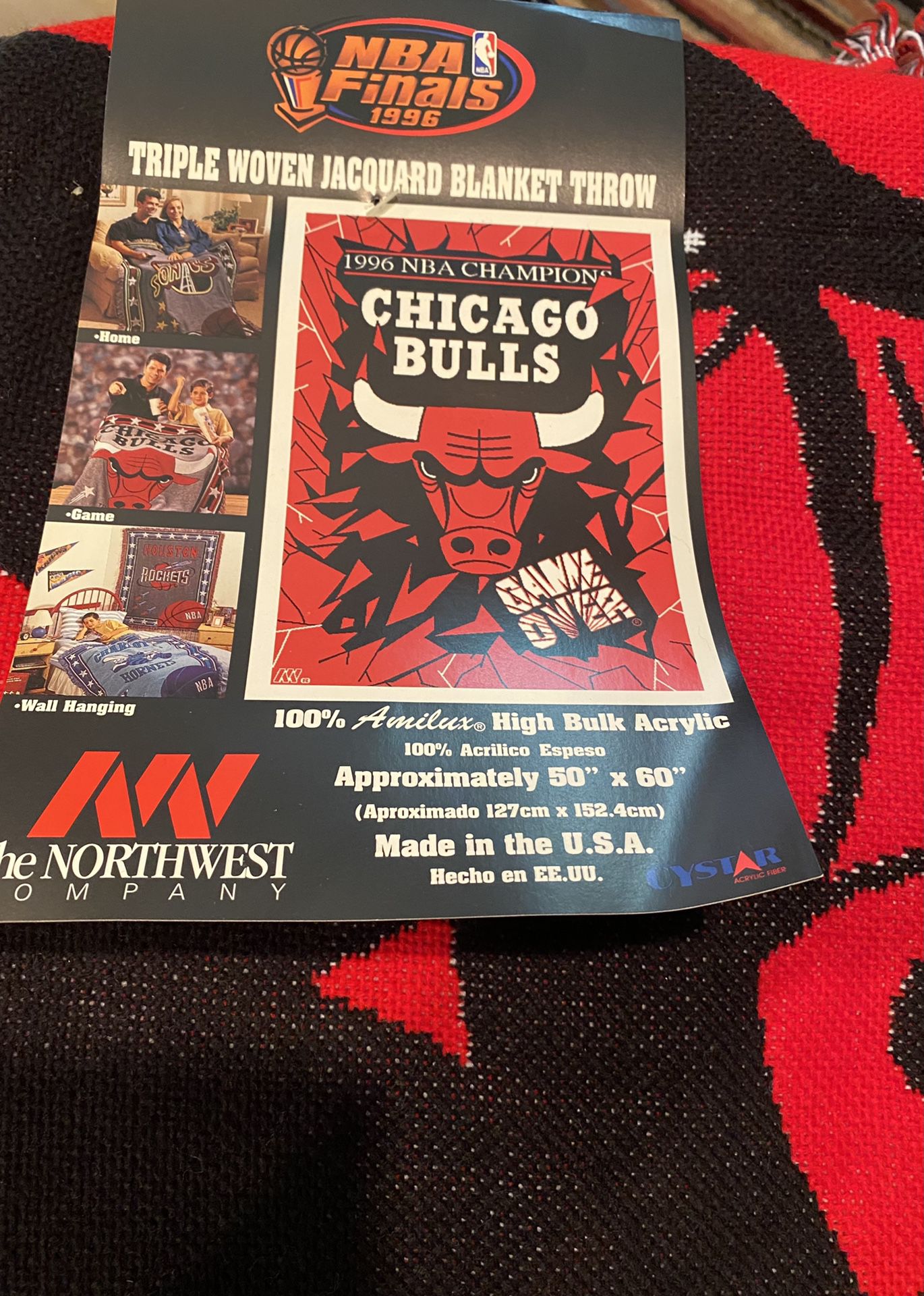 ThreadCount, Shop 1996 Chicago Bulls Finals World Champions Throw Blanket