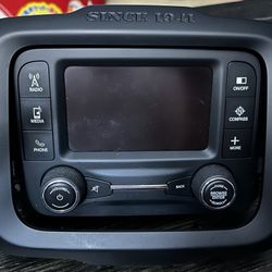 Jeep Renegade OEM Head Unit