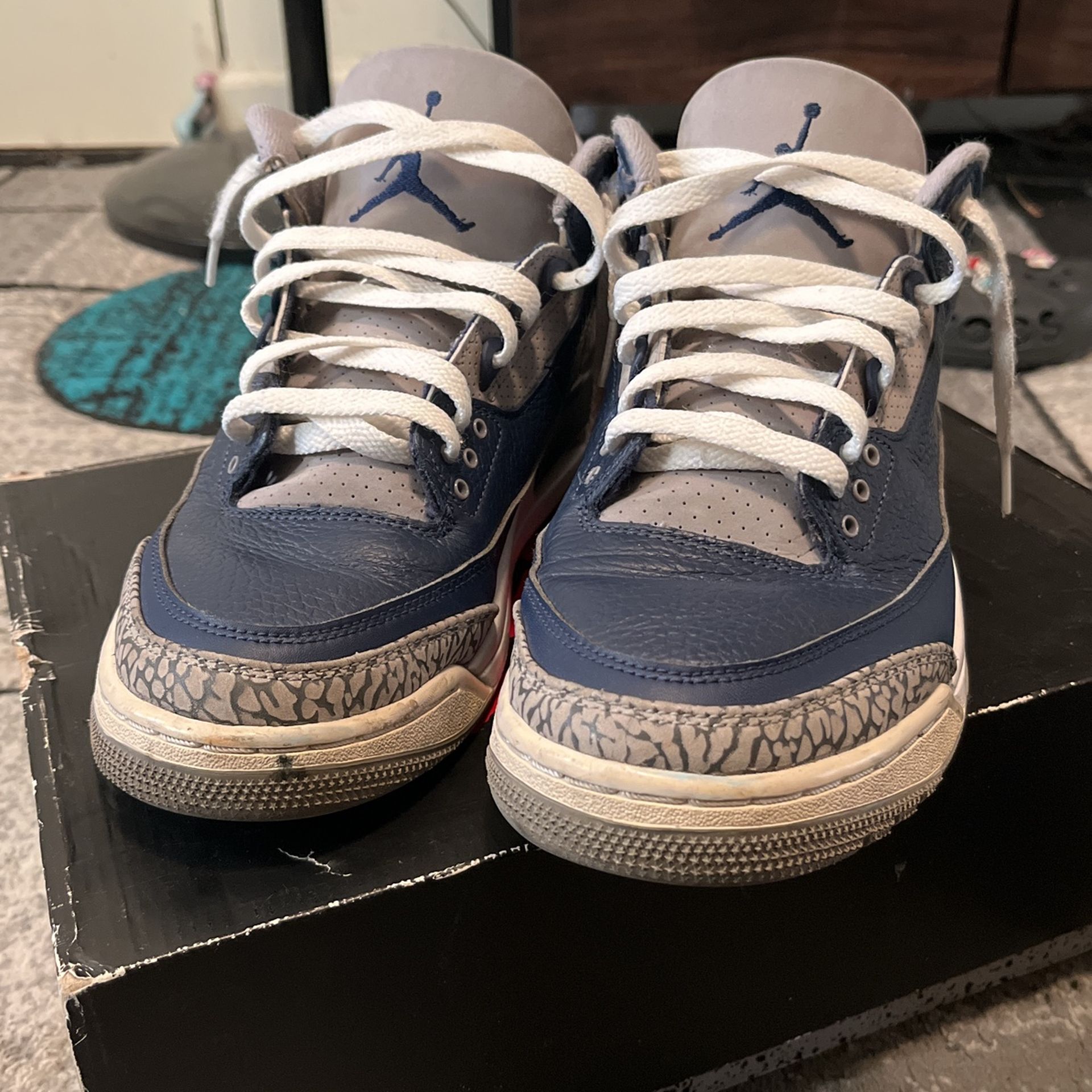 Jordan 3 Georgetown 9.5