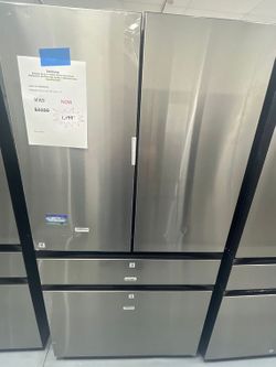 Samsung Bespoke 29cu ft 4-Door French Door Smart Refrigerator w/Beverage Center