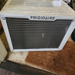 Window AC Air Conditioner 