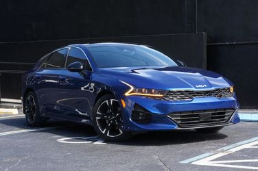 2022 Kia K5