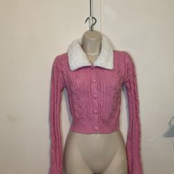 Pink Long Sleeve Cropped Cardigan Button Down fur neck small.  (J)