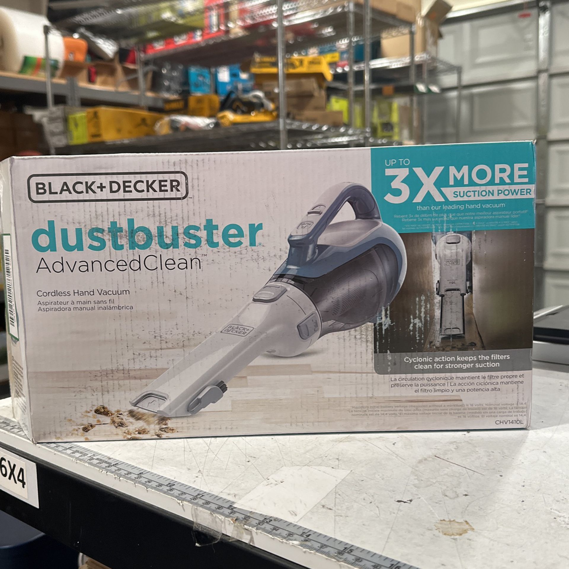 New Black And Decker Dustbuster Advanced Clean Cordless Vacuum for Sale in  Murrieta, CA - OfferUp