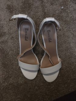 High heels size 9