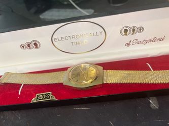 Vintage gold Watch