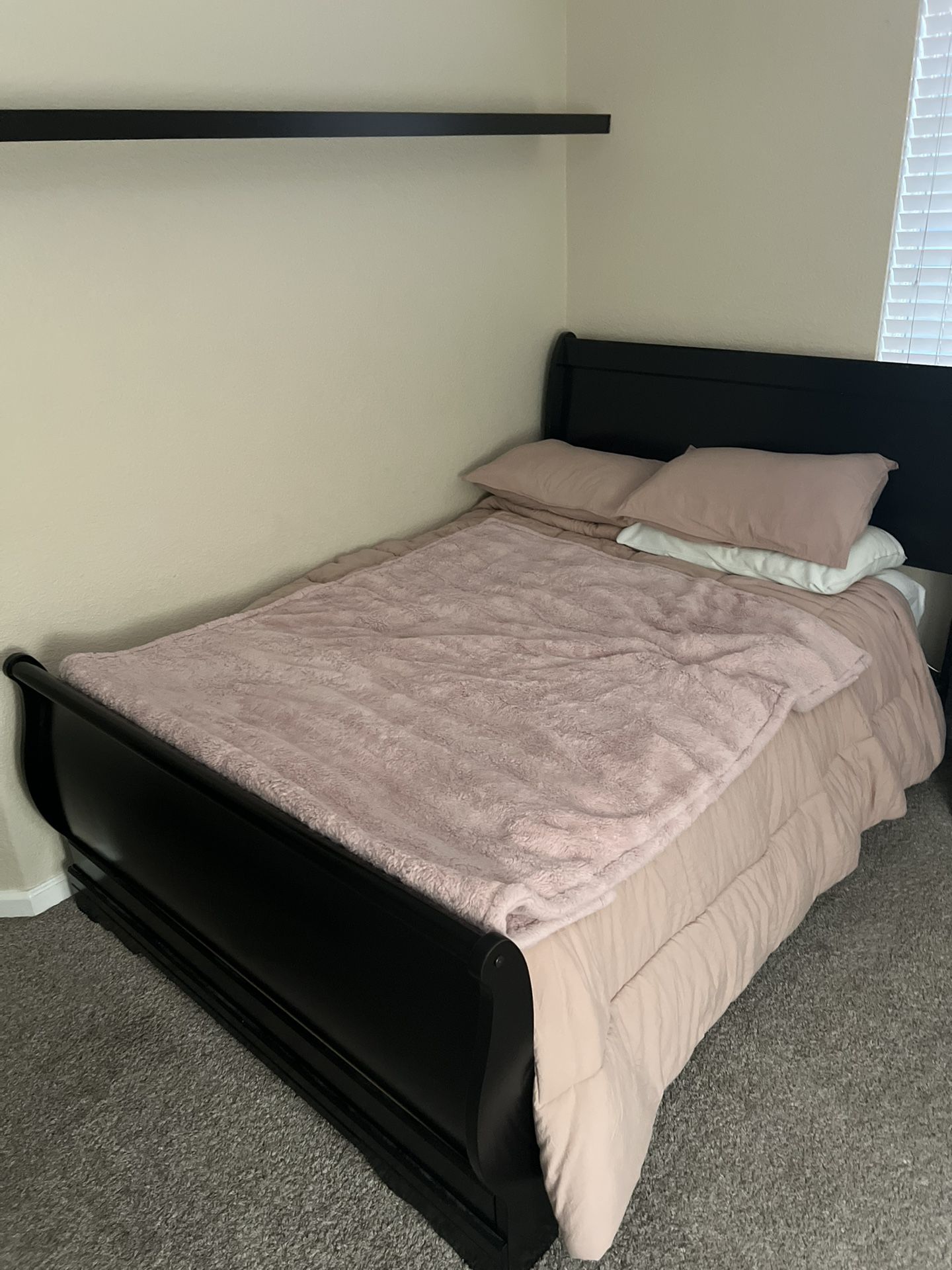 Double Bed With Mattress