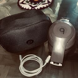 Beats Studio pro 