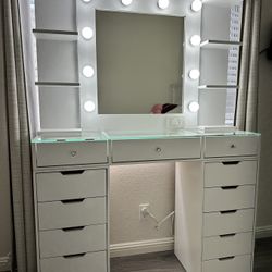Makeup Vanity