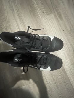 Nike Men's Alpha Menace 4 Shark Football Cleats