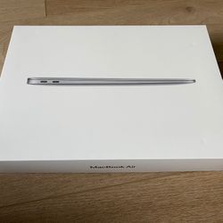 2023 Apple MacBook Air 13” M1, 7-Core
