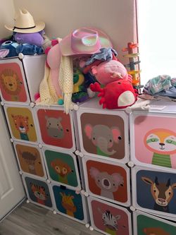 Storage cubes