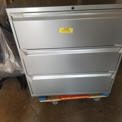 Knoll File Cabinet 